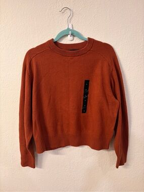 NWT Banana Republic Crewneck Sweater in Rust Orange Size Medium